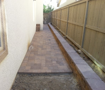 Seating Wall Counrty Manor